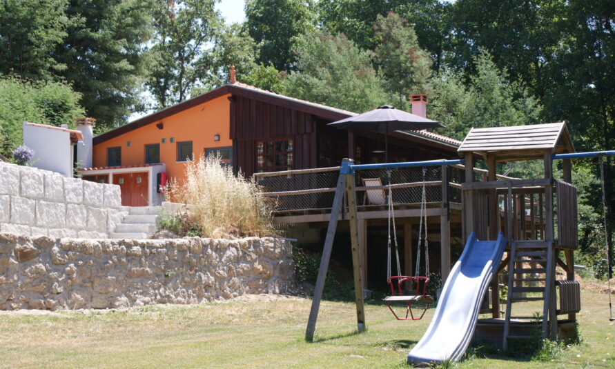 Beutiful holiday home Casa Mimosa on Quinta do Retiro central Portugal